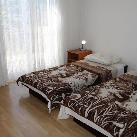 Apartments Grzetic Малинська Екстер'єр фото