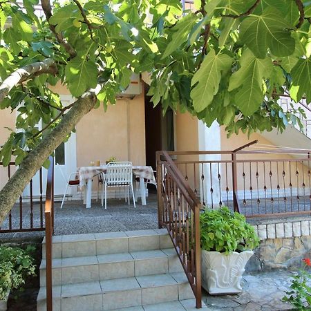 Apartments Grzetic Малинська Екстер'єр фото