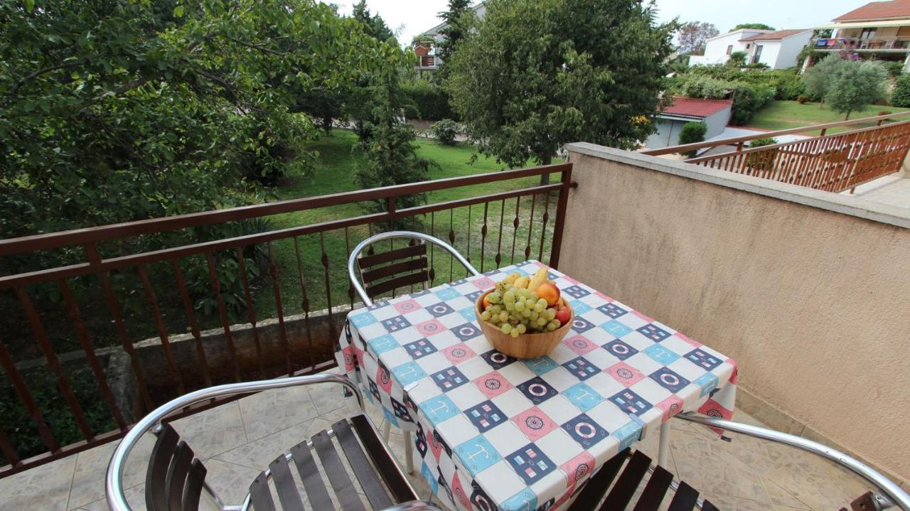 Apartments Grzetic Малинська Екстер'єр фото